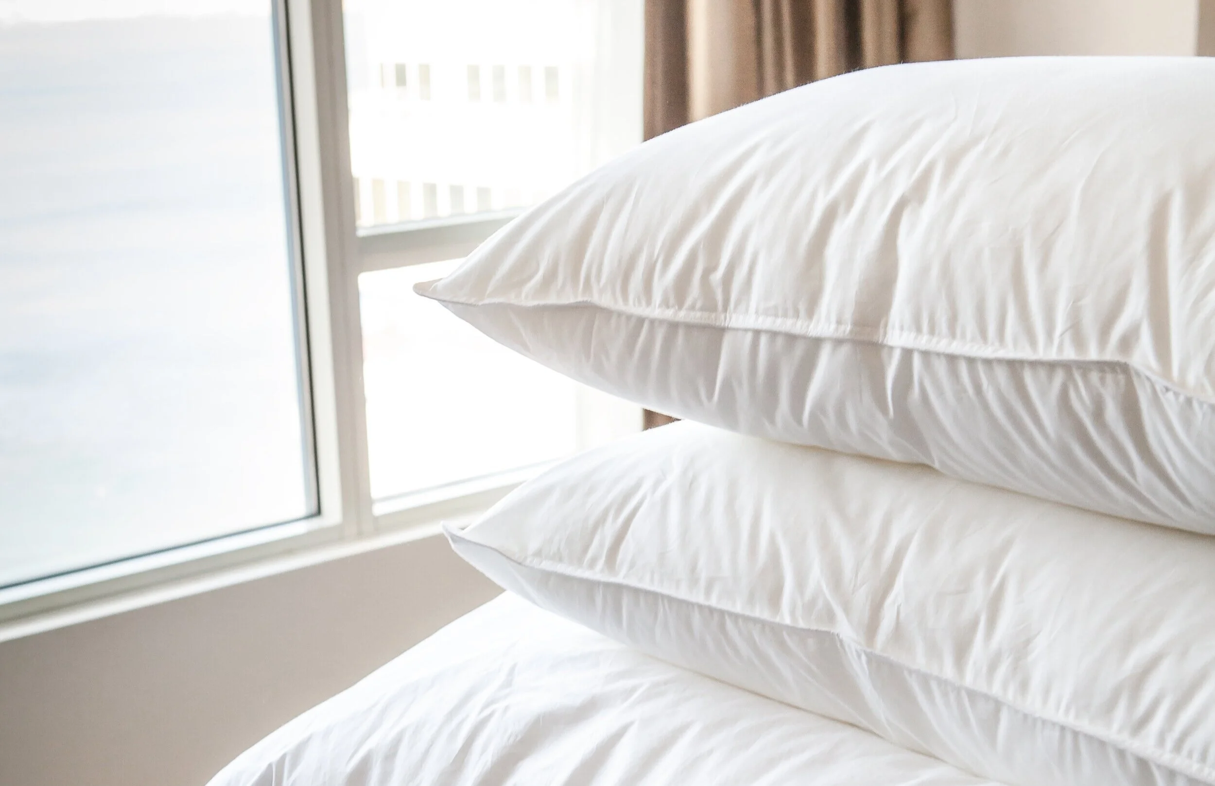 NF Hotel Collection White Down Pillow Northern Feather Canada